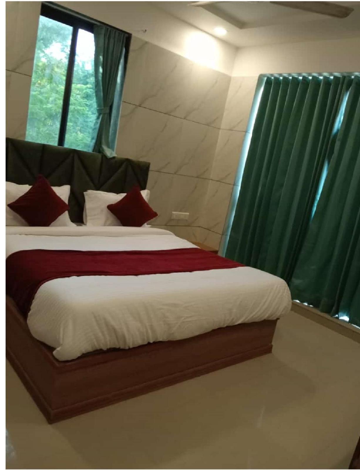 Hotel The Grand Pritam جاندي نجر المظهر الخارجي الصورة